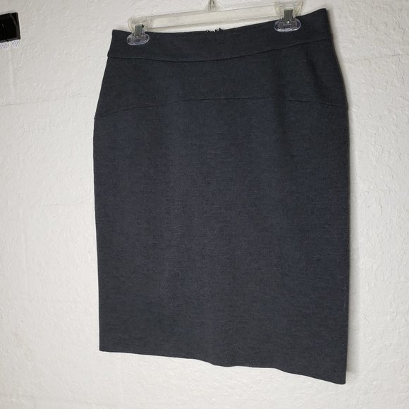 Michael Kors Dark Heather Gray Knit Skirt Size 6 - Picture 3 of 10